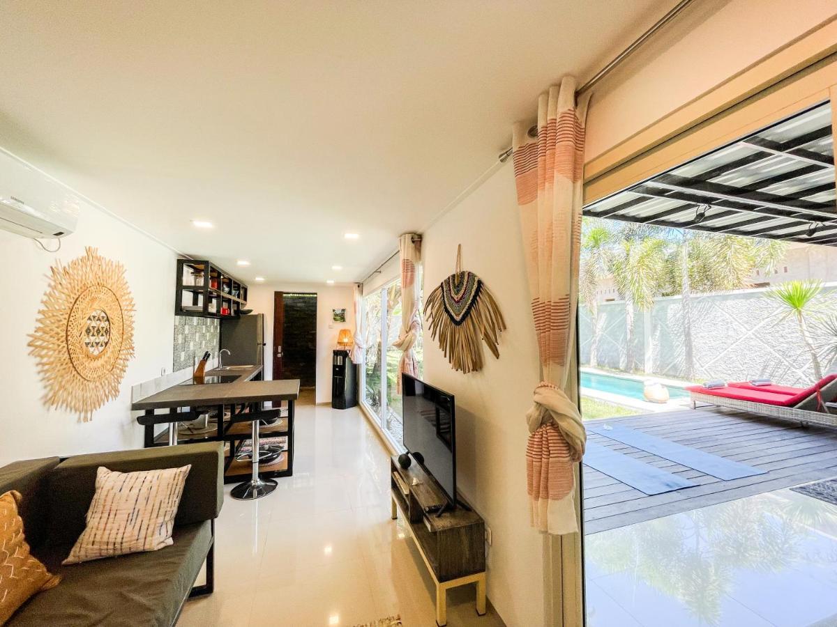 Villa Kotak Surfers Escape Reopening Rates Apply Now Селонґ-Беланак Екстер'єр фото