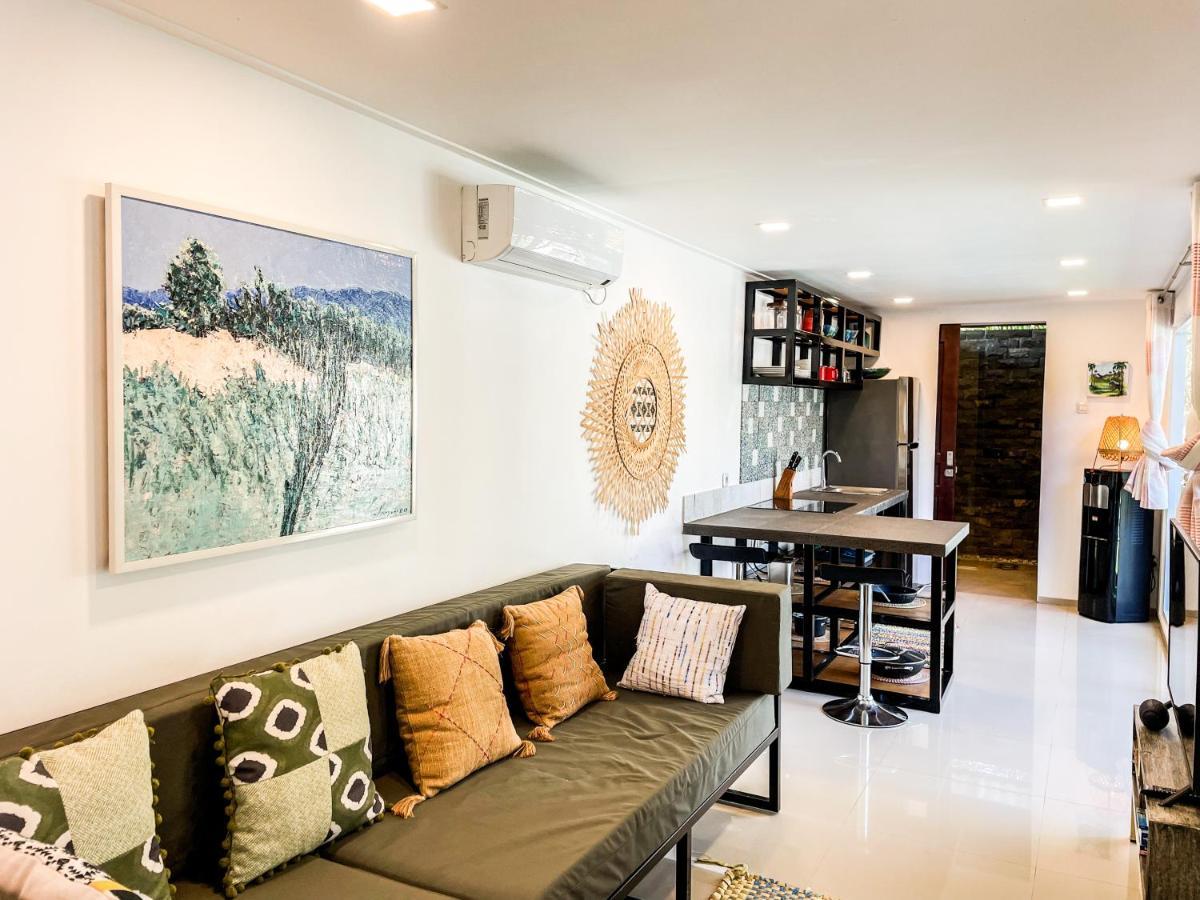 Villa Kotak Surfers Escape Reopening Rates Apply Now Селонґ-Беланак Екстер'єр фото